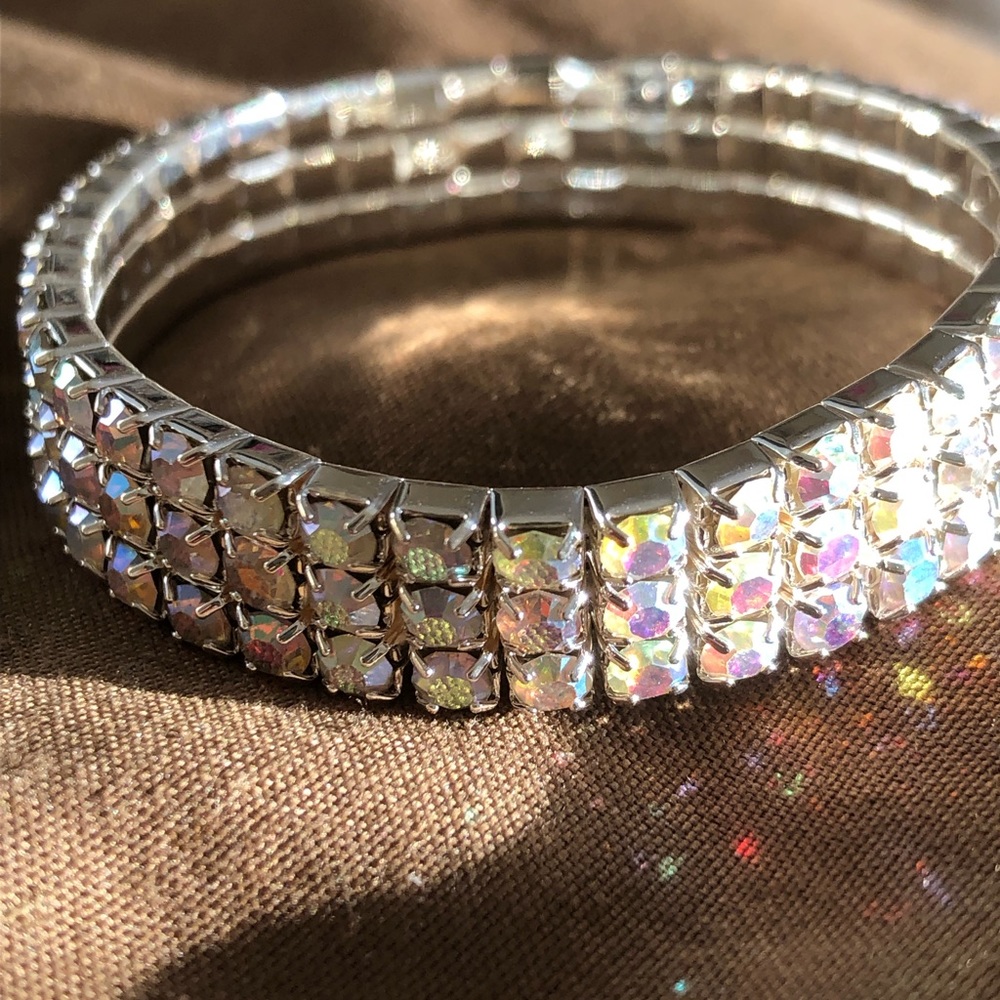 NWOT Aurora Borealis 3 Strand Bracelet